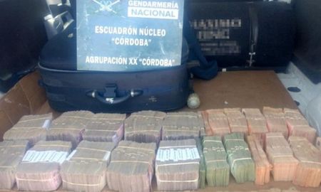 Secuestro. El dinero se encontraba en fajos, dentro de una valija. Secuestro. El dinero se encontraba en fajos, dentro de una valija.