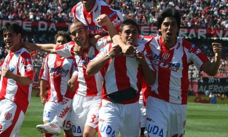 Memo Montero rocordó el clásico en el que Unión venció 2 a 0 a Colón en el Brigadier López, en el año 2011. Memo Montero rocordó el clásico en el que Unión venció 2 a 0 a Colón en el Brigadier López, en el año 2011.