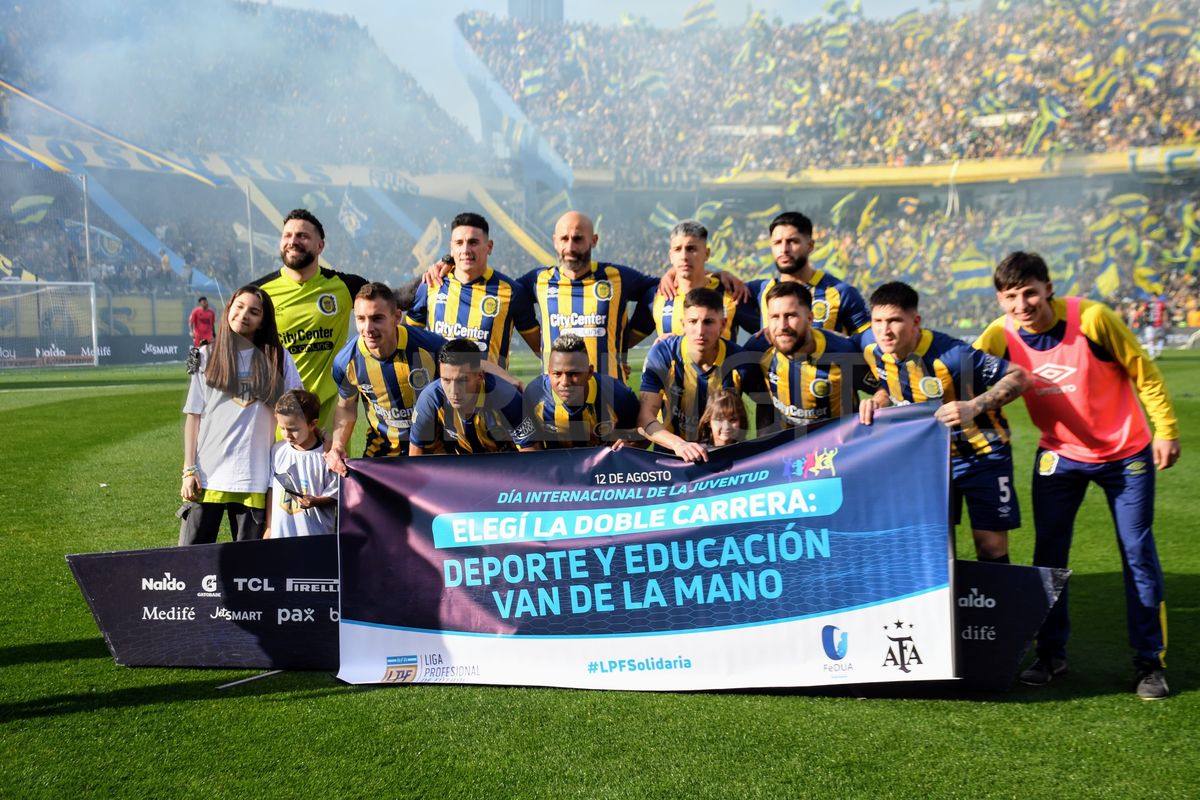 El once inicial de Rosario Central. El once inicial de Rosario Central.