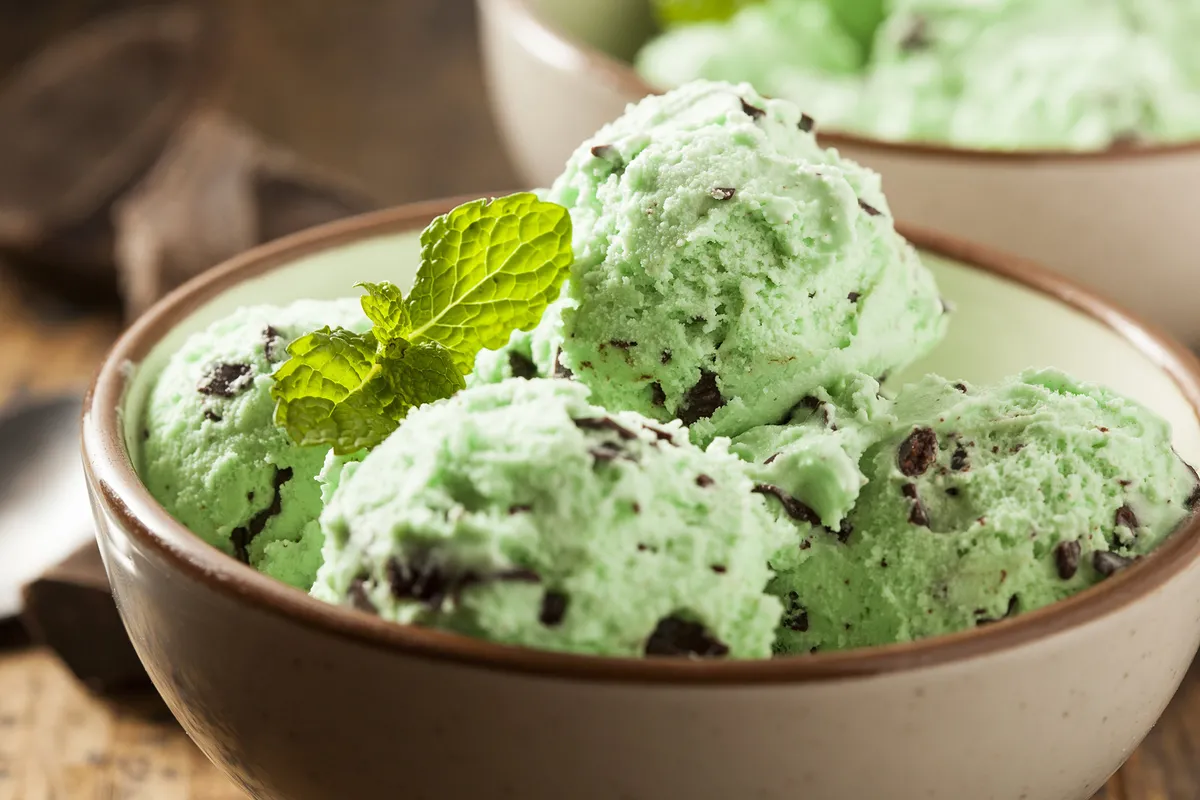 Cómo hacer helado de menta, paso a paso