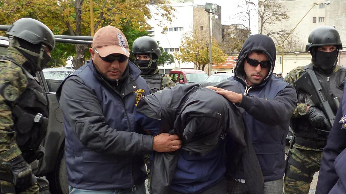 La cifra por primera vez se conoce oficialmente y apunta a personas requeridas por causas de homicidio