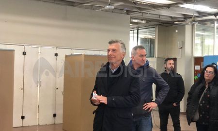 El expresidente Mauricio Macri es otro de los dirigentes políticos que pidió que la gente concurra a sufragar en la jornada de este domingo. El expresidente Mauricio Macri es otro de los dirigentes políticos que pidió que la gente concurra a sufragar en la jornada de este domingo.