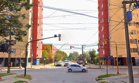 Un hombre fue herido de bala en Las Flores II durante la tarde del miércoles Un hombre fue herido de bala en Las Flores II durante la tarde del miércoles
