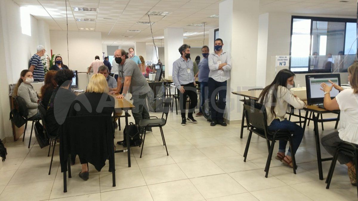 Comenzó este martes el escrutinio definitivo de las elecciones generales del 14 de noviembre.