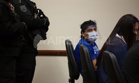 Acorralado. Los testigos apuntaron de lleno contra el imputado del caso que escuchó atentamente lo que decían en su contra. Acorralado. Los testigos apuntaron de lleno contra el imputado del caso que escuchó atentamente lo que decían en su contra.