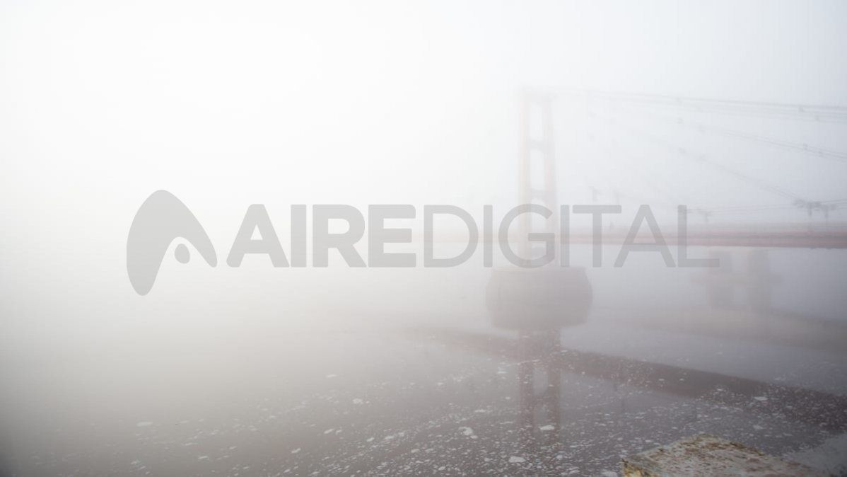 El Puente Colgante oculto en la niebla