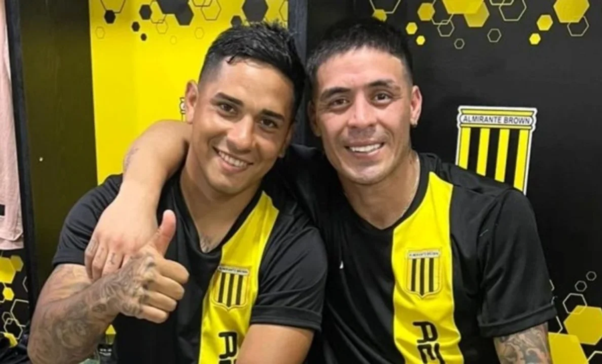 Brian Fernández se sumó a Almirante Brown para la temporada 2024. Brian Fernández se sumó a Almirante Brown para la temporada 2024.