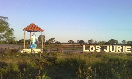 Santiago del Estero cerró Los Juríes por un nuevo caso de coronavirus. Santiago del Estero cerró Los Juríes por un nuevo caso de coronavirus.