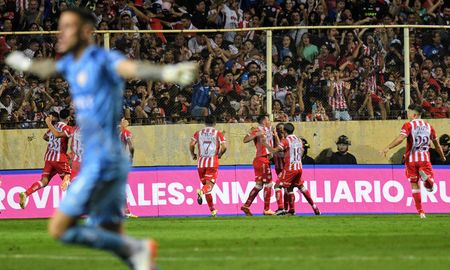 Claudio Corvalán se llenó la boca de gol en la última del partido. Claudio Corvalán se llenó la boca de gol en la última del partido.