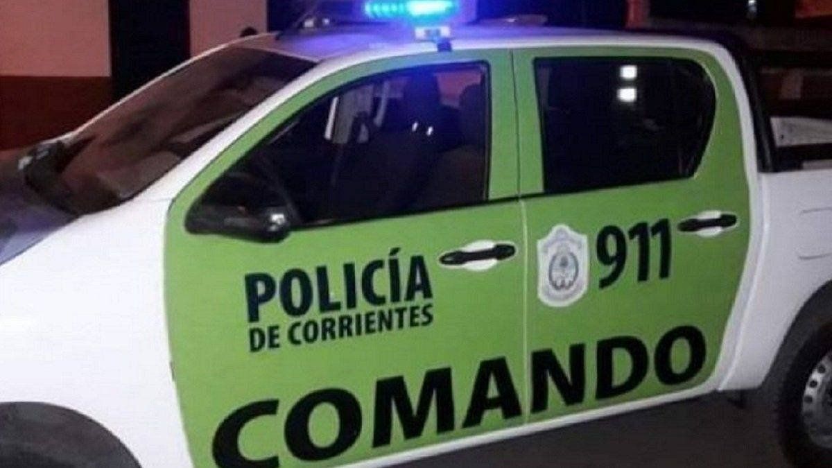 Encontró a su amante en el hall de su casa y le pegó cuatro balazos