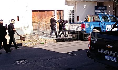 Los allanamientos se realizaron en zona de Monseñor Zaspe y Zavalla