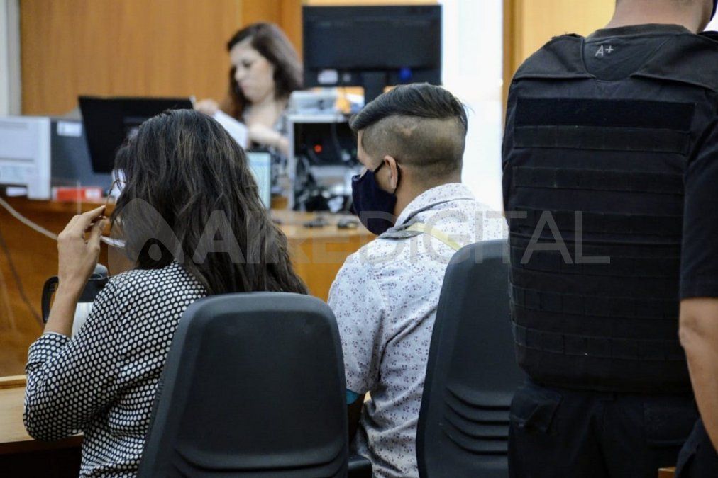 De espalda. Néstor Sánchez, al momento de recibir la condena. 