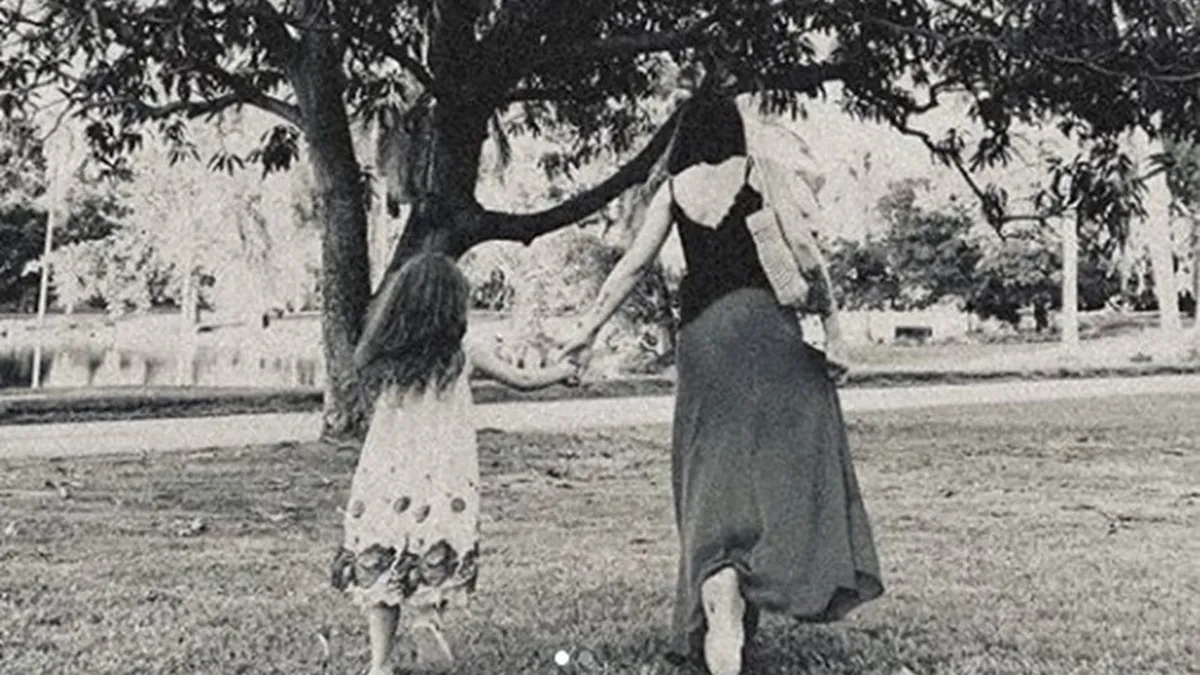 Helana y Florencia Kirchner, el reencuentro tras el regreso de la joven de Cuba.