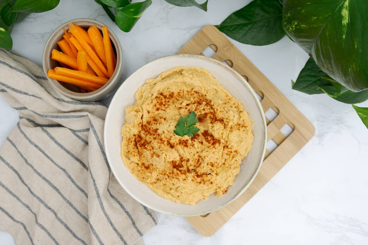 Cómo hacer hummus de garbanzo: una receta clásica de Medio Oriente