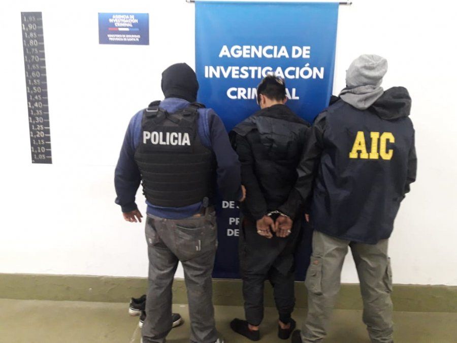 En otro allanamiento encontraron a Dylan Lautaro Cantero.