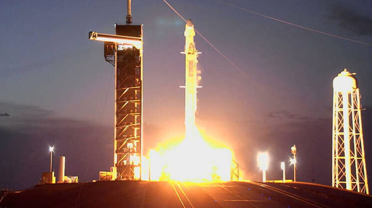 El transbordador está previsto que se acople de manera autónoma a la ISS sobre las 11:20 del sábado.