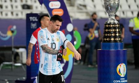 Lionel Messi puede igualar a Javier Mascherano y convertirse en el jugador con mayor cantidad de partidos jugados en la Selección Argentina. Lionel Messi puede igualar a Javier Mascherano y convertirse en el jugador con mayor cantidad de partidos jugados en la Selección Argentina.