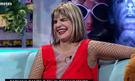 La cantante sorprendió a todos en el piso. La cantante sorprendió a todos en el piso.