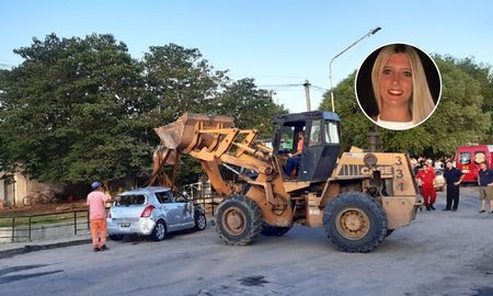 lograron sacar del arroyo el auto de fiorella, la joven accidentada en parana lograron sacar del arroyo el auto de fiorella, la joven accidentada en parana