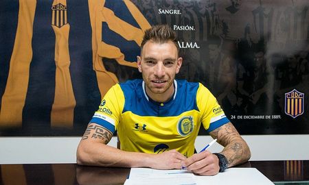 El exdefensor de Unión se expresó ante su llegada a Rosario Central y afirmó estar preparado para los próximos compromisos. El exdefensor de Unión se expresó ante su llegada a Rosario Central y afirmó estar preparado para los próximos compromisos.