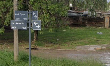 El homicidio se dio por la noche y en una zona de vía ferreas que cruza por la intersección de calles. El homicidio se dio por la noche y en una zona de vía ferreas que cruza por la intersección de calles.
