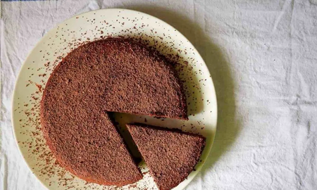 Cómo preparar la riquísima receta de Claudia Fontán de torta húmeda de chocolate SIN GLUTEN Cómo preparar la riquísima receta de Claudia Fontán de torta húmeda de chocolate SIN GLUTEN