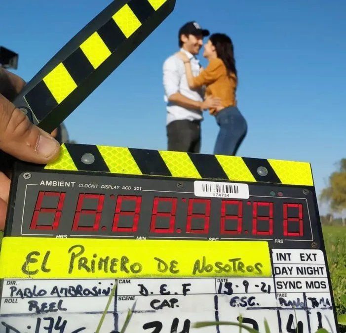 La foto de Vicuña con otra mujer. 