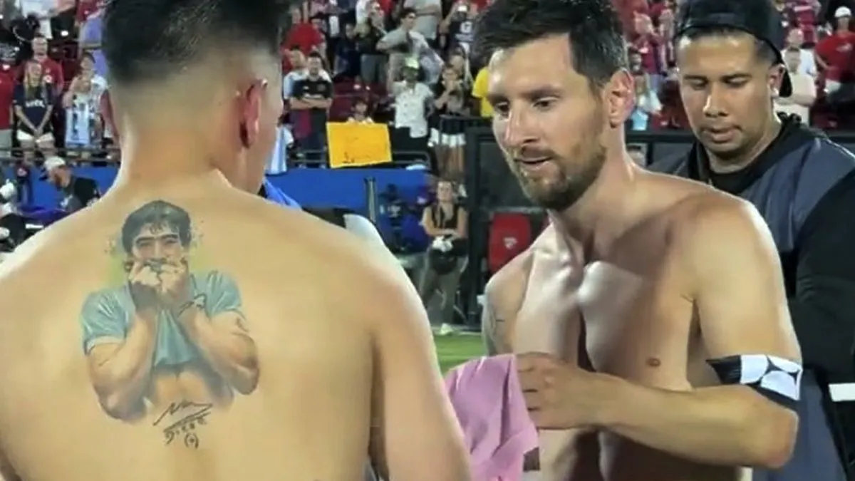 Alan Velasco&nbsp;se quedó con la camiseta de Lionel Messi.
