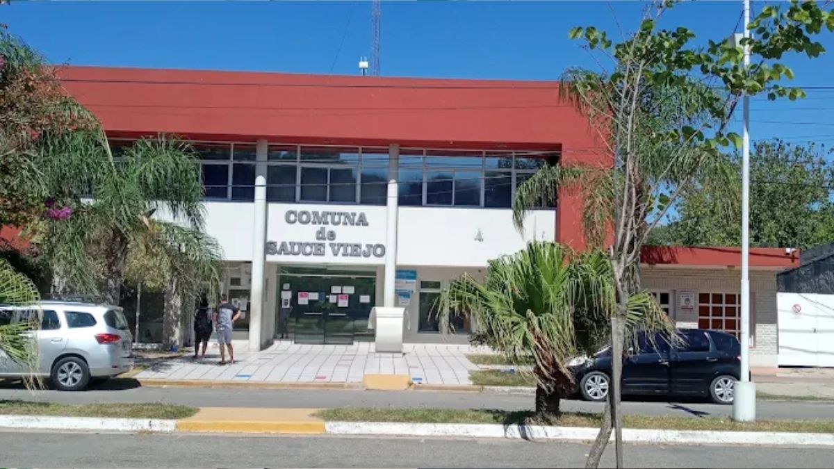 El Departamento Ejecutivo Municipal de Sauce Viejo denunció un hecho de vandalismo en el cajero automático ubicado en el ingreso al edificio municipal.