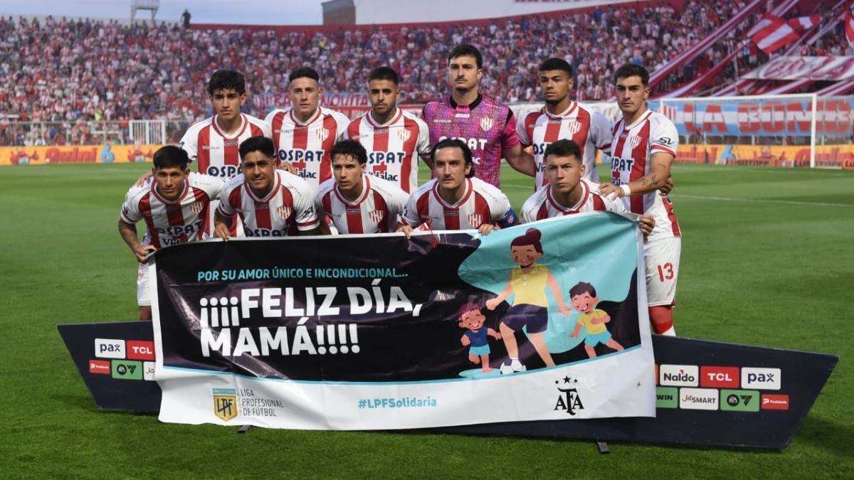 Así forma Unión ante Defensa.