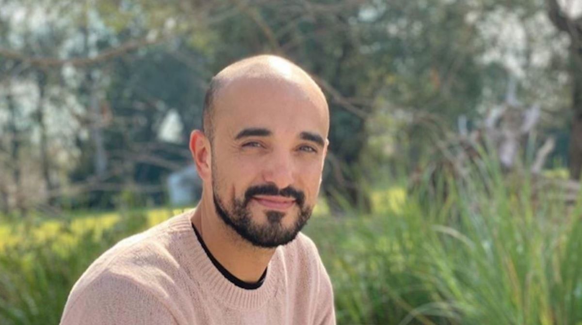 Cansado de las especulaciones, Abel Pintos habló de su casamiento y paternidad