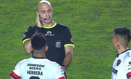 Jorge Baliño, árbitro de Barracas-Patronato, justificó sus decisiones y dijo que hay mucha susceptibilidad alrededor del equipo de Buenos Aires. Jorge Baliño, árbitro de Barracas-Patronato, justificó sus decisiones y dijo que hay mucha susceptibilidad alrededor del equipo de Buenos Aires.