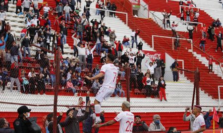 huracan derroto a arsenal en el regreso de los hinchas al duco huracan derroto a arsenal en el regreso de los hinchas al duco