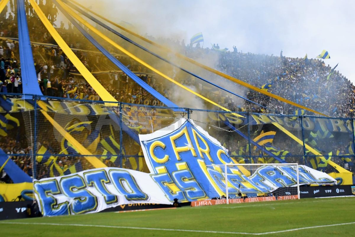 Por proyectiles arrojados durante el encuentro con Boca Juniors, la hinchada de Rosario Central no iba a poder ingresar al Gigante de Arroyito con banderas, instrumentos o bengalas a los próximos partidos en los que el equipo haga de local.