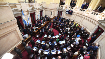El Senado aprobó la reforma de los DNUs y la envió a Diputados: hubo ausencias claves