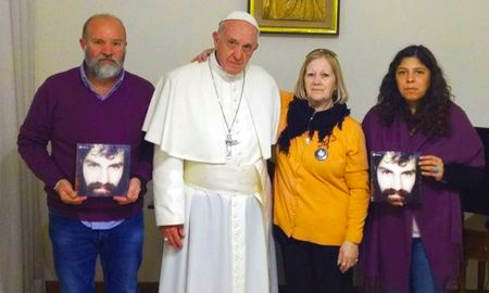 francisco recibio a la familia de santiago maldonado en el vaticano francisco recibio a la familia de santiago maldonado en el vaticano