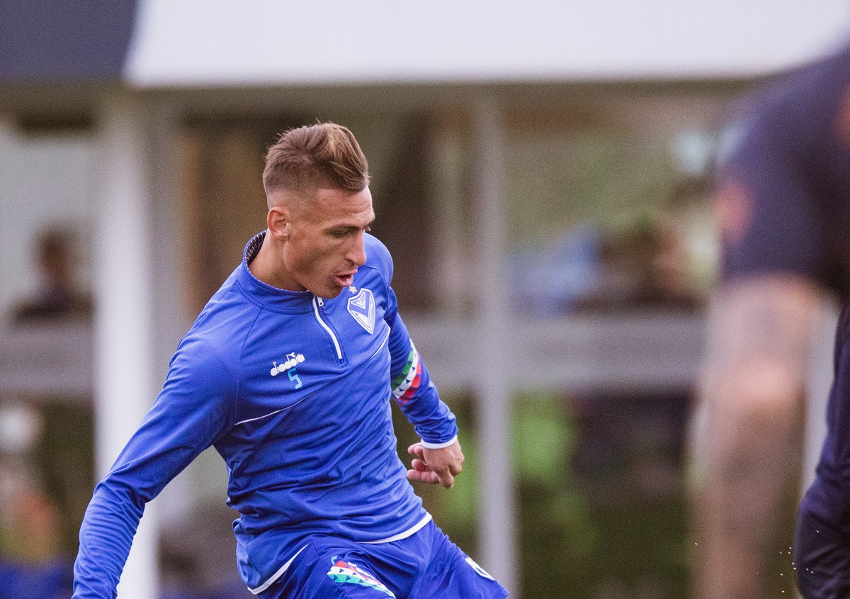 Brian Romero jugará en Vélez. Brian Romero jugará en Vélez.
