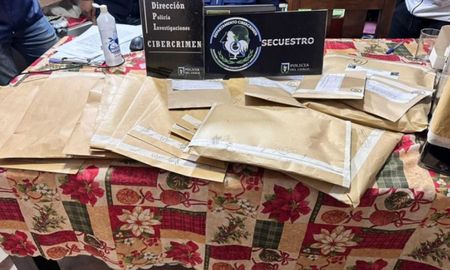 El pedófilo, de 45 años, fue detenido luego de una investigación de la División de Ciberdelitos contra la Niñez y Adolescencia. El pedófilo, de 45 años, fue detenido luego de una investigación de la División de Ciberdelitos contra la Niñez y Adolescencia.