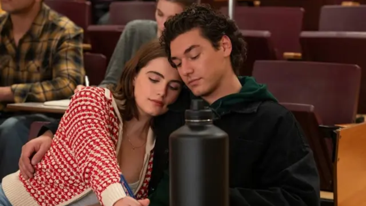 Ella Bright y Belmont Cameli desbordan química como Hannah y Garrett en Off Campus. Ella Bright y Belmont Cameli desbordan química como Hannah y Garrett en Off Campus.