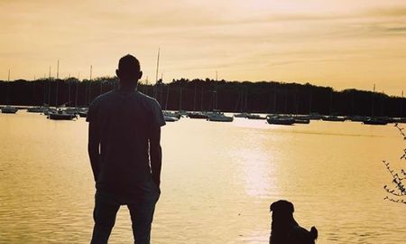 nala, la perra de emiliano sala que espera su regreso nala, la perra de emiliano sala que espera su regreso