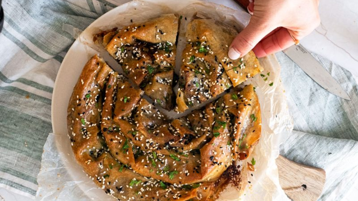 Spanakopita, la tarta de verduras griega. Spanakopita, la tarta de verduras griega. 