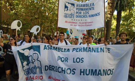 Efemérides del 18 de diciembre: en 1975 se funda la Asamblea Permanente por los Derechos Humanos Efemérides del 18 de diciembre: en 1975 se funda la Asamblea Permanente por los Derechos Humanos
