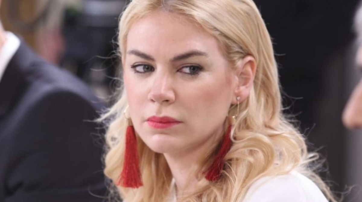 Esmeralda Mitre sufrió un tremendo accidente con su auto: cómo se encuentra