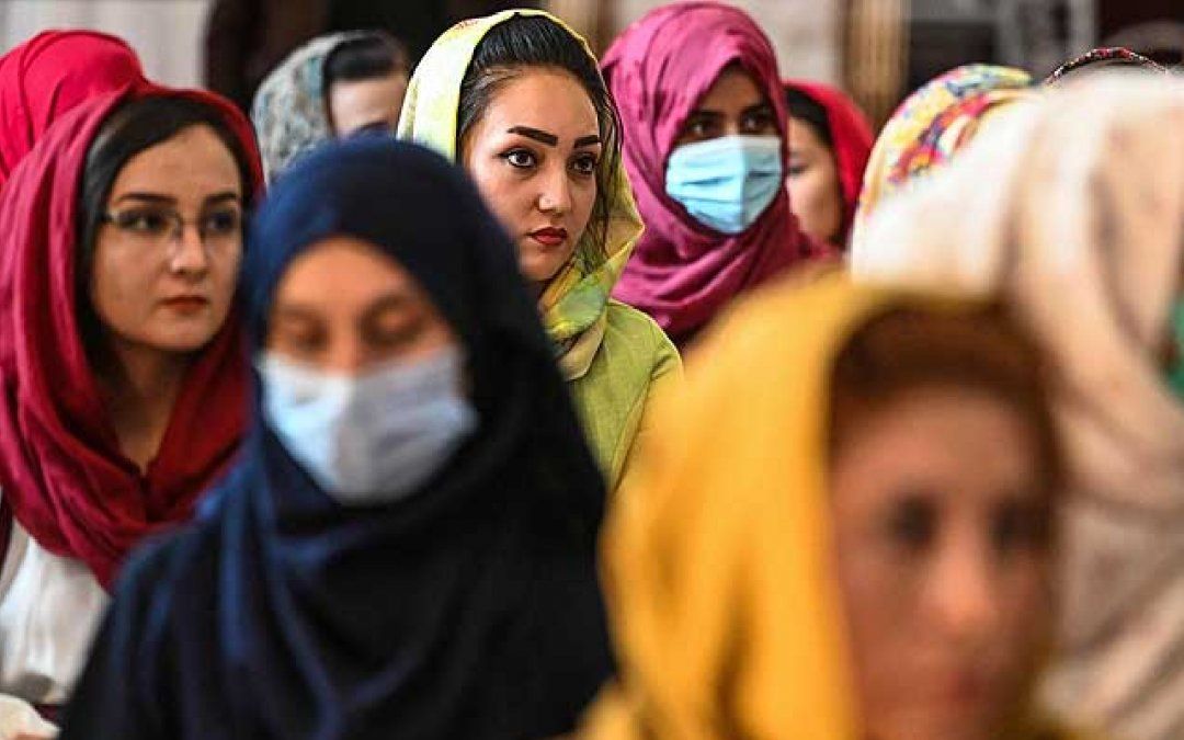 Feministas en Barcelona exigen respuesta internacional para mujeres afganas
