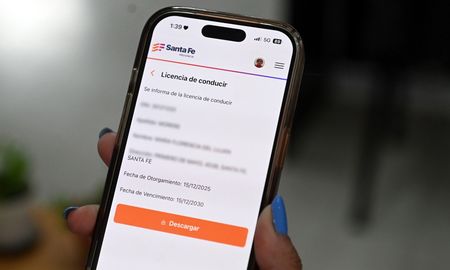 Uno de los desarrollos más destacados es la licencia de conducir digital, que ya cuenta con validez legal dentro de la provincia de Santa Fe Uno de los desarrollos más destacados es la licencia de conducir digital, que ya cuenta con validez legal dentro de la provincia de Santa Fe