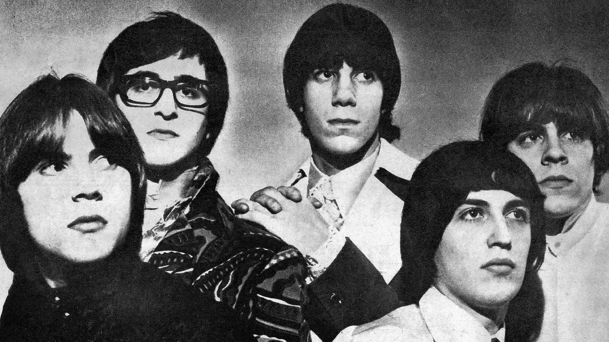 El 3 de julio de 1967 salió el simple que marcó una generación.&nbsp;