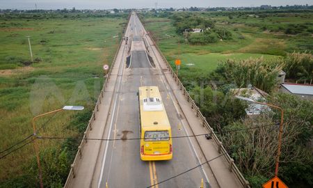 El nuevo puente entre Santa Fe y Santo Tomé se realizará con fondos provinciales. El nuevo puente entre Santa Fe y Santo Tomé se realizará con fondos provinciales.