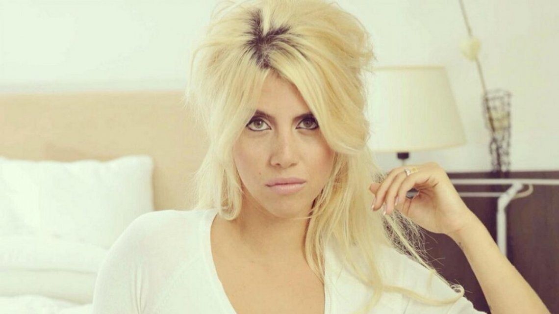 El descuido hot de Wanda Nara con su escote