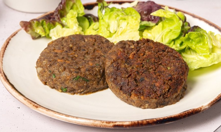 La receta para hacer hamburguesas de lentejas y quinoa en 3 pasos La receta para hacer hamburguesas de lentejas y quinoa en 3 pasos
