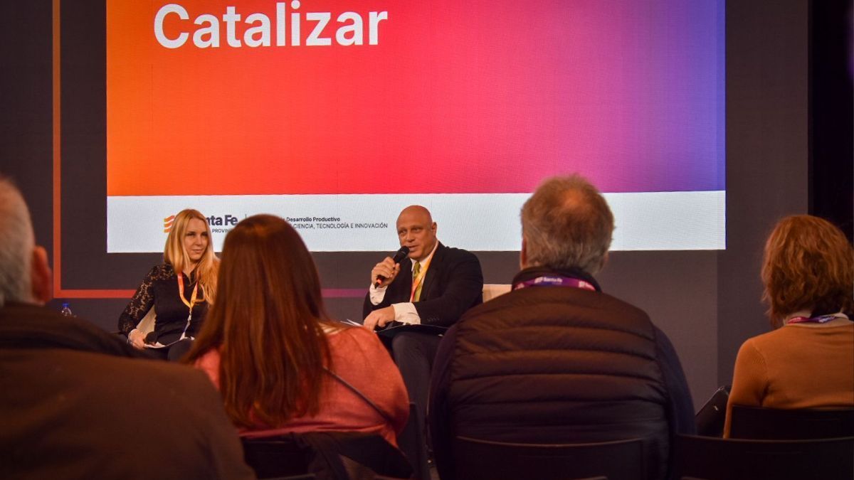 Catalizar es una política pública que busca transformar el conocimiento científico en valor productivo. Catalizar es una política pública que busca transformar el conocimiento científico en valor productivo.